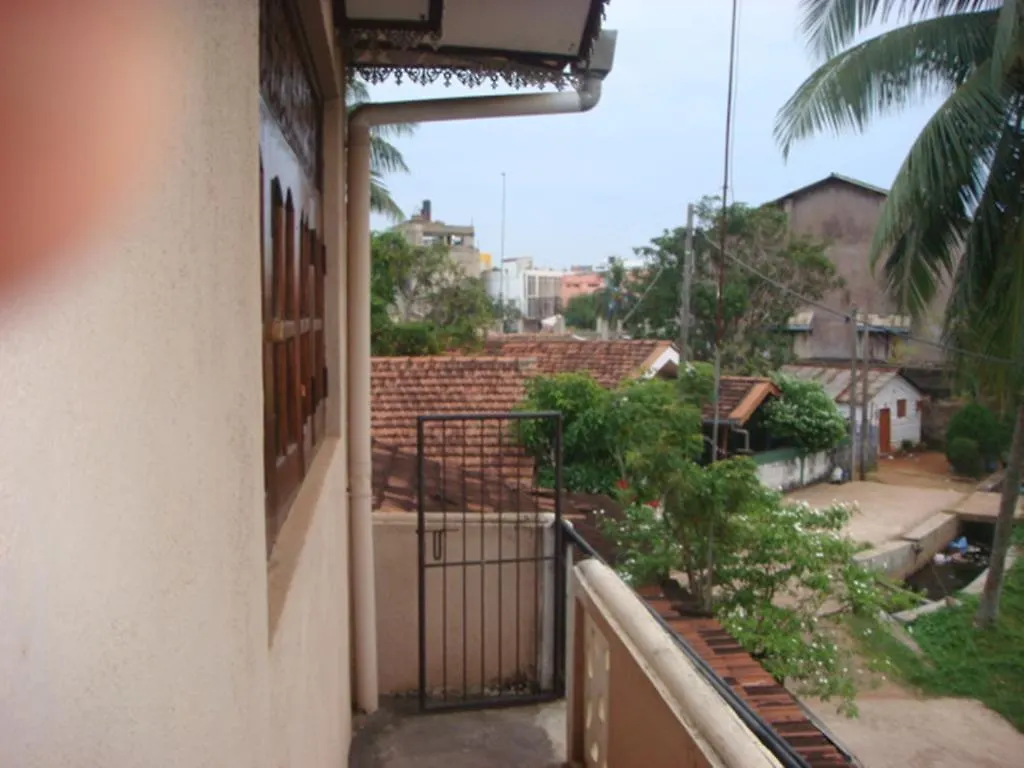 Oda ve Kahvaltı Randi Homestay In Negombo
