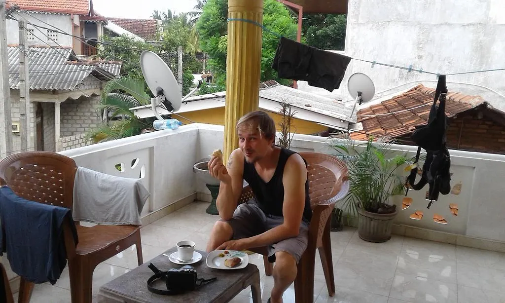 Oda ve Kahvaltı Randi Homestay In Negombo
